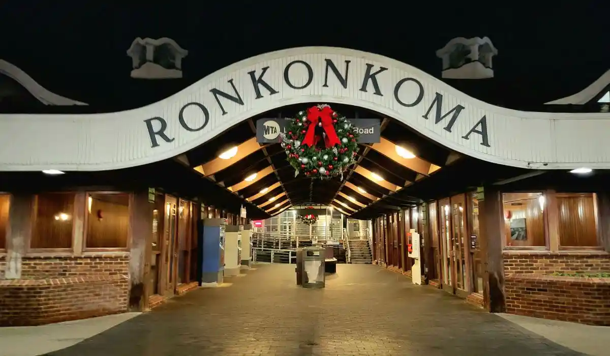 Ronkonkoma, NY near Lake Ronkonkoma, covered by our 24/7 water damage restoration dispatch